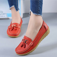 Load image into Gallery viewer, Women Flats Ballet Shoes Cut Out Leather Breathable Moccasins Women Boat Shoes Ballerina Ladies Casual Shoes