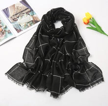 Load image into Gallery viewer, New Muslim Women Plaid Hijab Scarf Long Soft Cotton Headscarf Hijab Femme Musulman Headwraps Head Scarves Shawl 75x190cm