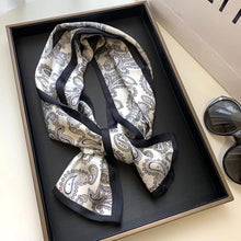 Load image into Gallery viewer, 2021 spring Korean version of all-match women scarf silk hand-feel double-sided printing scarf thin section scarf 15x150cm