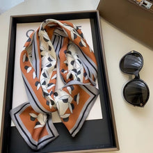 Load image into Gallery viewer, 2021 spring Korean version of all-match women scarf silk hand-feel double-sided printing scarf thin section scarf 15x150cm