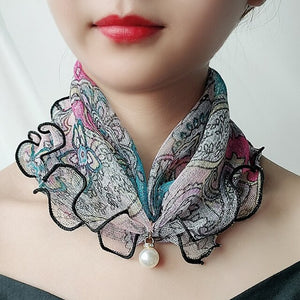 2021 New Pearl Pendant Scarf Necklace Vintage Leopard Pattern Dot Printing Scarf Trendy Crimping Elastic Women All-Match Scarves