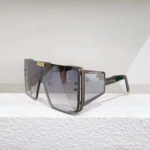 Load image into Gallery viewer, Super large frame yellow One-piece lens men&#39;s sunglasses WONDER BOY fashion women&#39;s metal-wrapped glasses